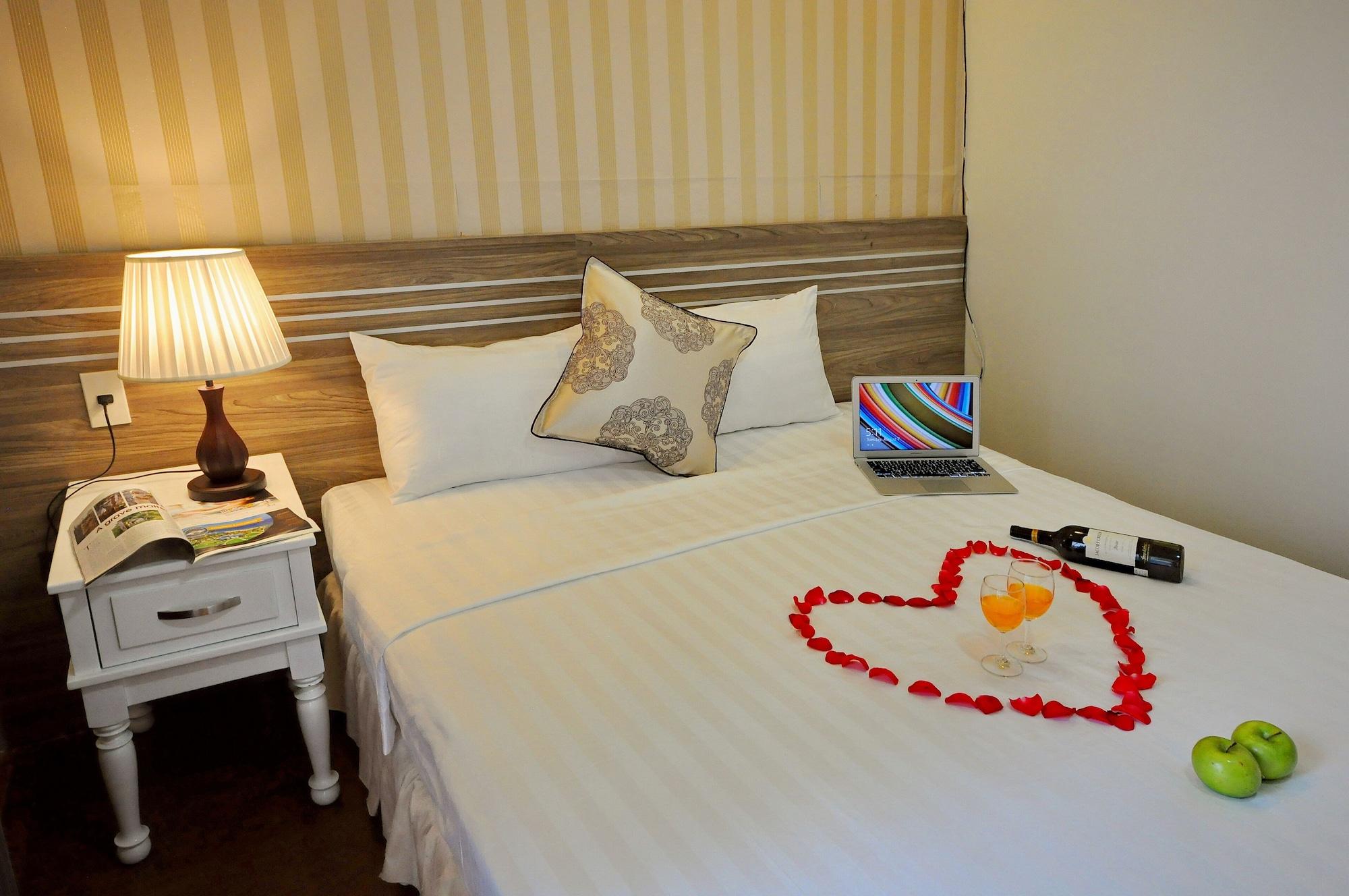 New Mexico Hotel Nha Trang Buitenkant foto