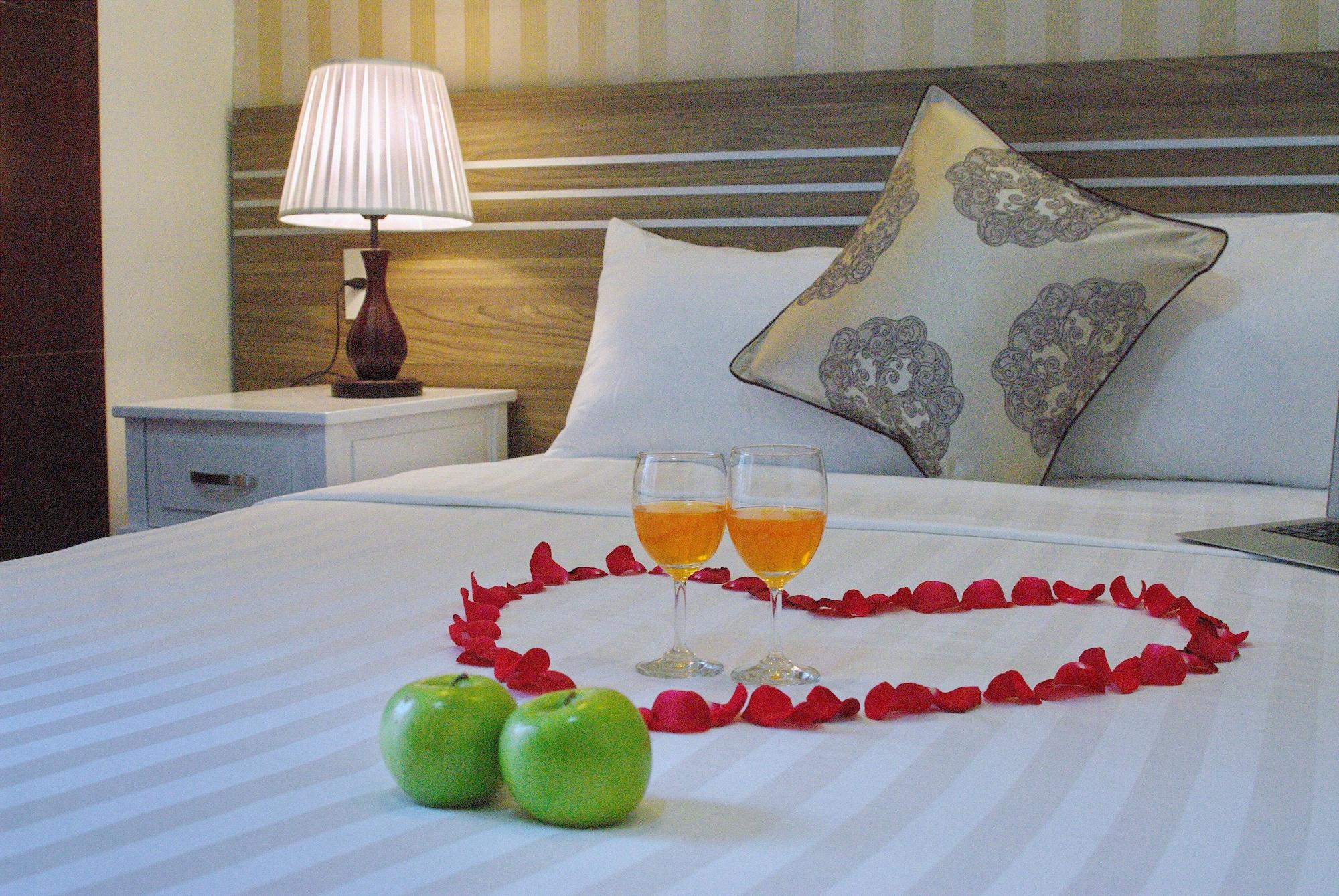 New Mexico Hotel Nha Trang Buitenkant foto